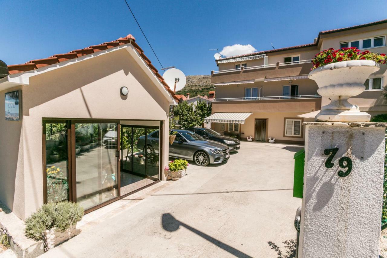 Apartment Libero Podstrana Luaran gambar